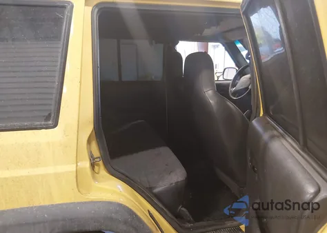 2000 Jeep Cherokee Sport z USA, uszkodzony, nr VIN 1J4FF48S4YL207985